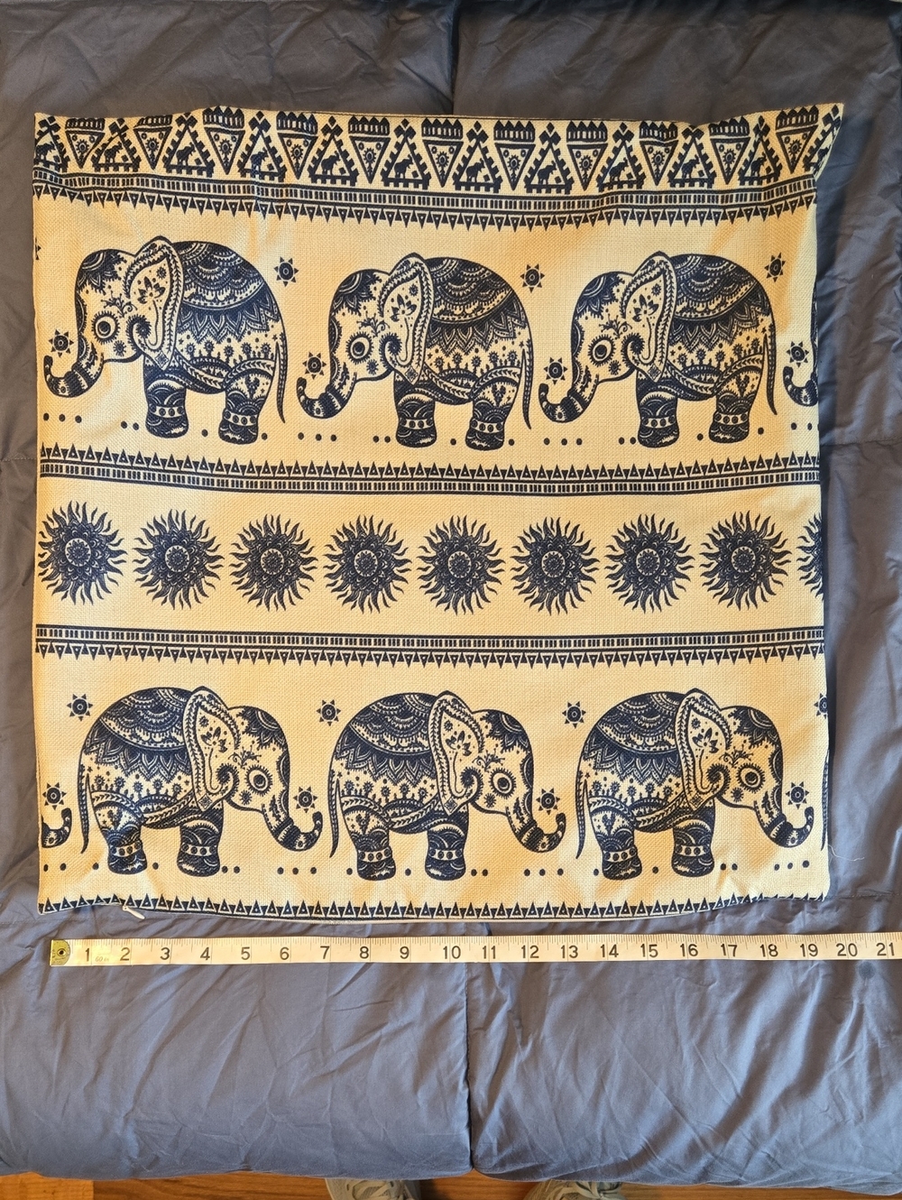 Accent Pillow Covers -Navy Elephant Pattern. Set of 4. NWOT - Picture 4 of 8